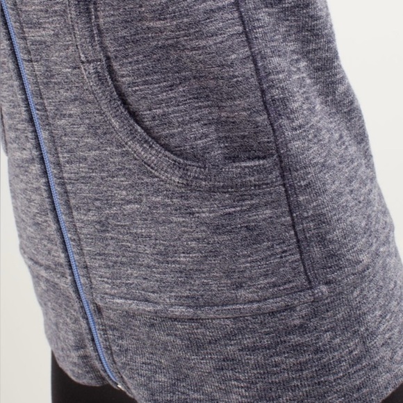 Rare Lululemon Scuba Hoodie Jacket Deep Indigo 2012 Retired Edition Size 6 - Picture 3 of 10
